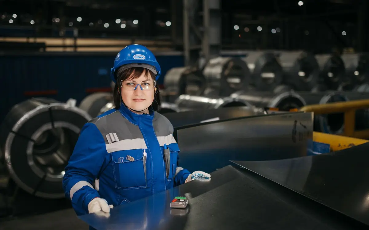 Inspection d'une pièce métallique en fin de production